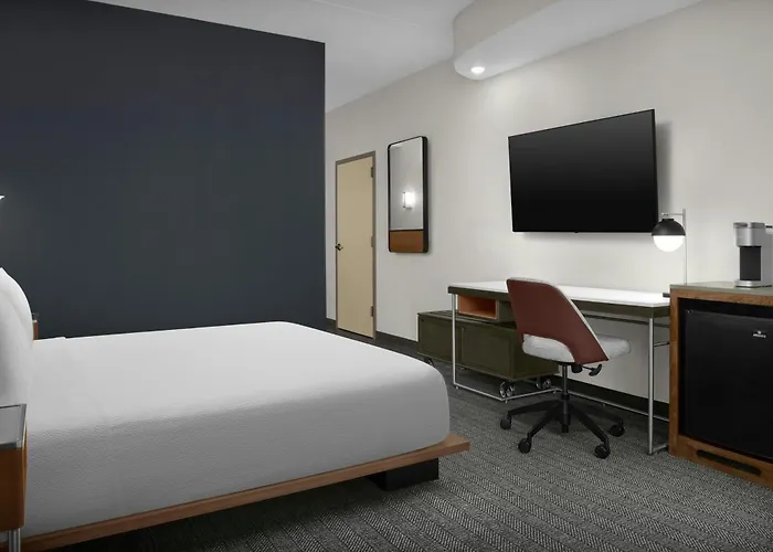 Courtyard By Marriott Pensacola Downtown